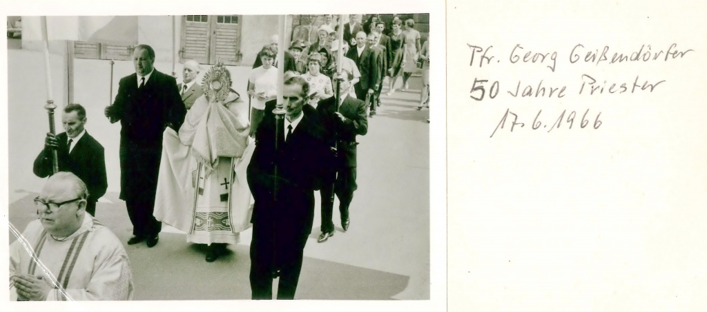 Vergrößern Pfarrfest 2016 - Buch Hoos 2 (75a).jpg