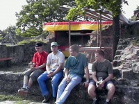 2002 - Burgfest Aufbau (05).JPG