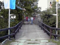 2002 - Burgfest Aufbau (18).JPG