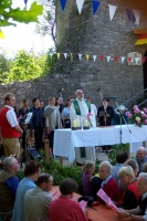 2002 - Burgfest Kirche (03).JPG