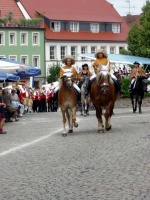 2007.08.19 - Kirchweihumzug Aub (01).JPG