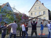2005.04.30 - Maibaum (12).JPG