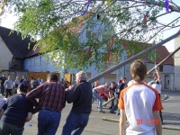 2005.04.30 - Maibaum (13).JPG