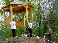 2009.04.16 - Spielplatzbau (08).JPG