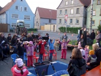 2009.04.30 - Maibaumaufstellen (19).JPG