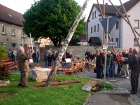 2009.04.30 - Maibaumaufstellen (29).JPG