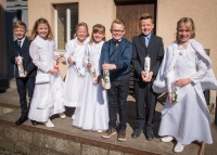 2017.04.30 - Kommunion Annika (Kirche) (509).jpg