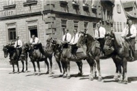 1950.07 - Abholung Pfarrer Diener in Aub 7.jpg