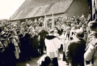 1963 Neuer Pfarrer 4.jpg