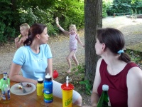 2010.07.10 - Grillen vom Kindergarten (20).JPG