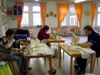 2006.01.21 - Scheichkostüme Nähen (13).JPG