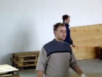 2006.04.15 - Bühne bauen (09).JPG
